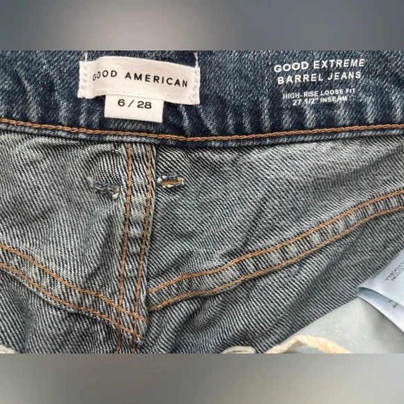 NWT Good American Good Extreme Barrel Jeans - Picture 9 of 10